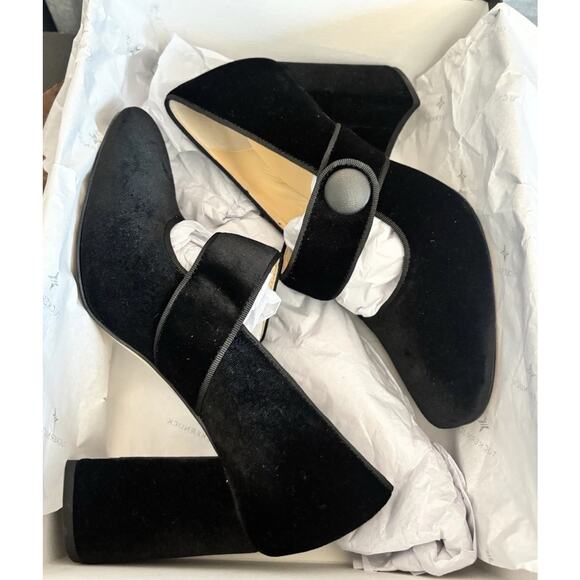Tuckernuck Velvet Ellie Block Maryjane Heel black Size 8 - Picture 7 of 16